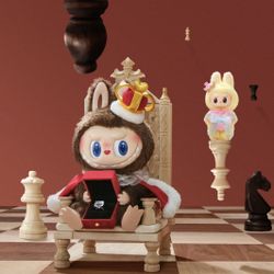 Pop Mart Checkmate Doll Set