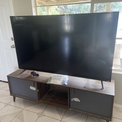 65” Vizio With Remote (Delivery Available)