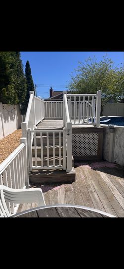 Above ground pool deck