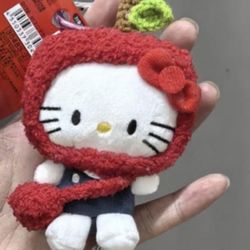 Hello Kitty Plush Keychain 