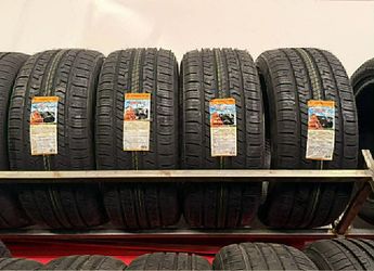 235 45 17 Brand New Set Of Tires