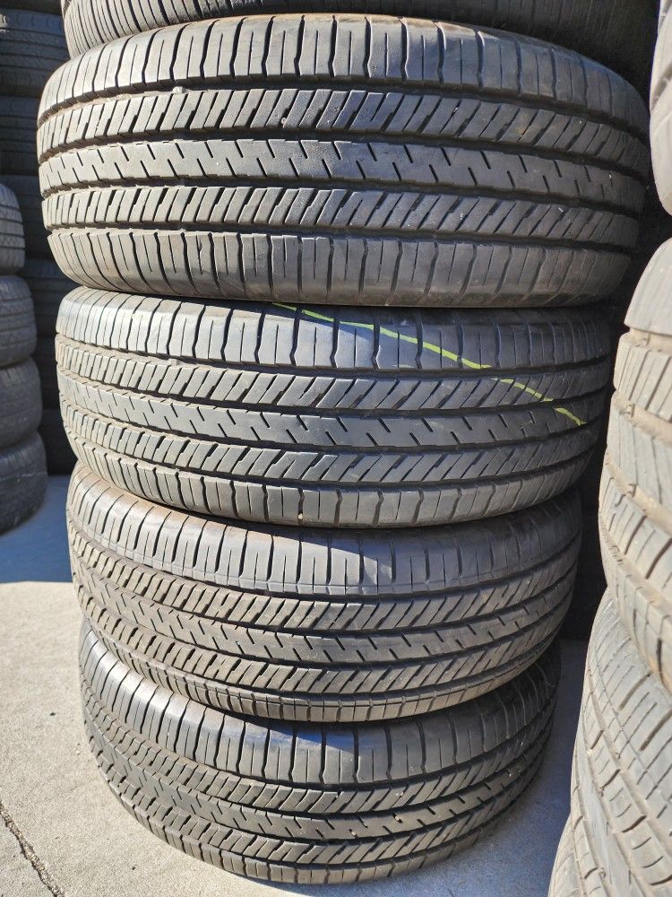 225/60r17 Yokohama Tires Con 80% De Vida Las 4