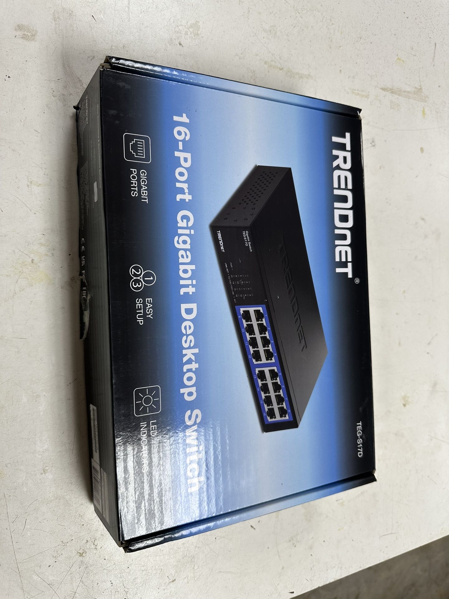 16 Port Gigabit network switch