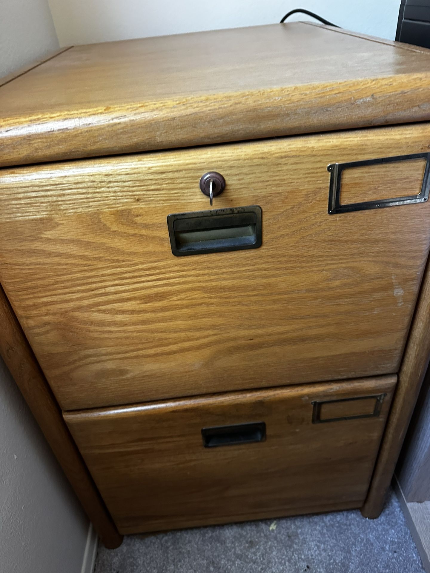 File Cabinet With Key