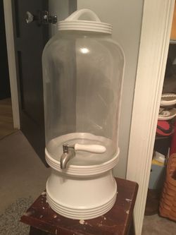 Water/Fluid Container With Spout Thumbnail