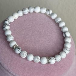 6.7mm Howlite  Bracelet 🤍
