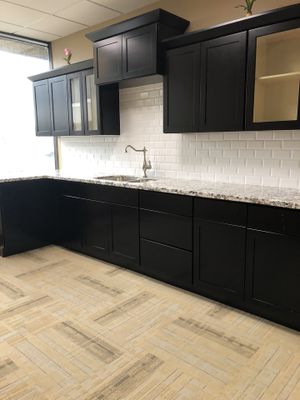 New And Used Kitchen Cabinets For Sale In Tomball Tx Offerup