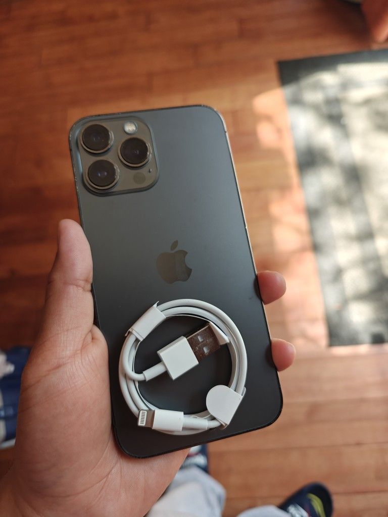 iPhone 13 Pro Max 128gb UNLOCKED sim card tray