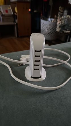 5 USB tower