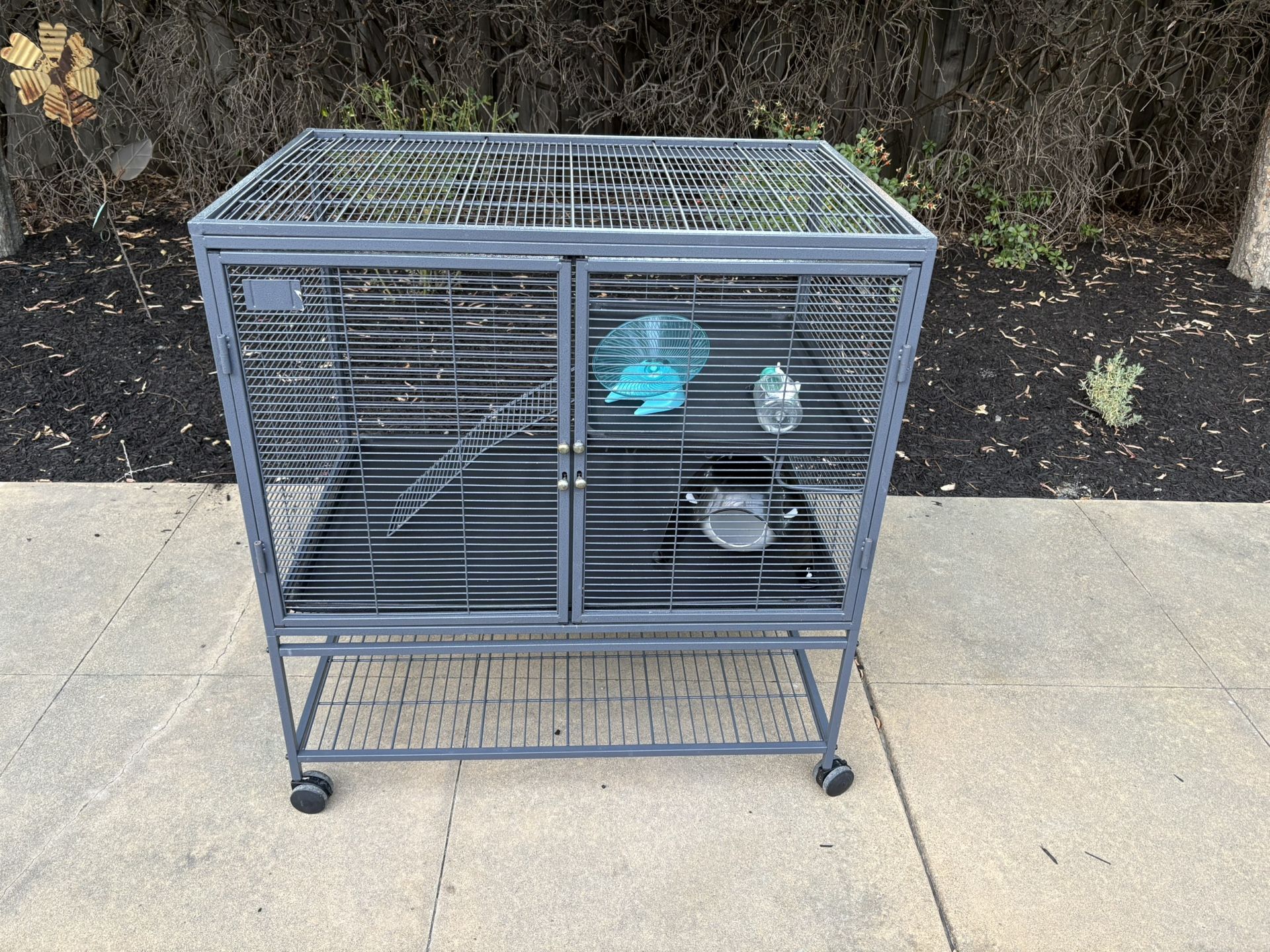 Deluxe Small Animal Cage
