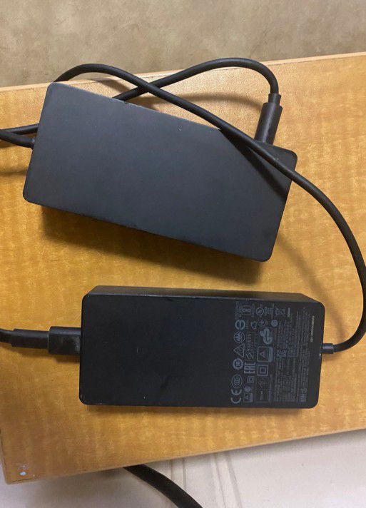 Microsoft Surface Docking With Power Supply 