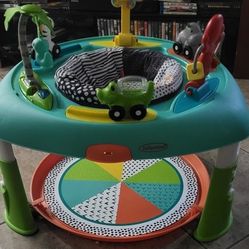 Infantino Spin-and-Stand