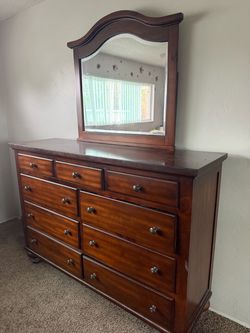 Dresser w/ mirror and nightstand