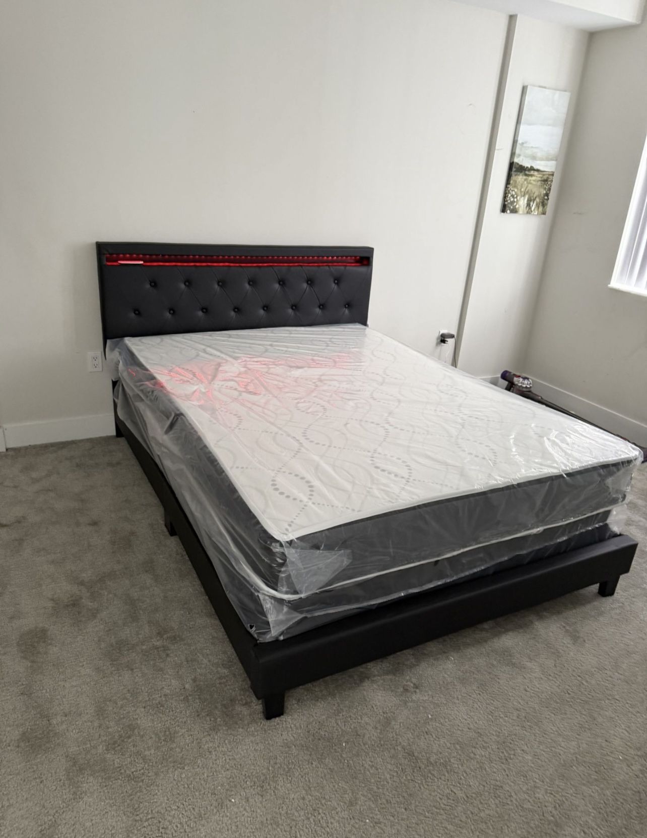 Bed Whit Mattress - Cama Con Colchón