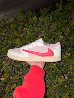 Tropical Pink Travis Scott x Jordan 1 Low