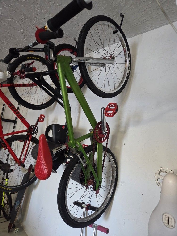 24 Inch GT Bicycle Cruiser