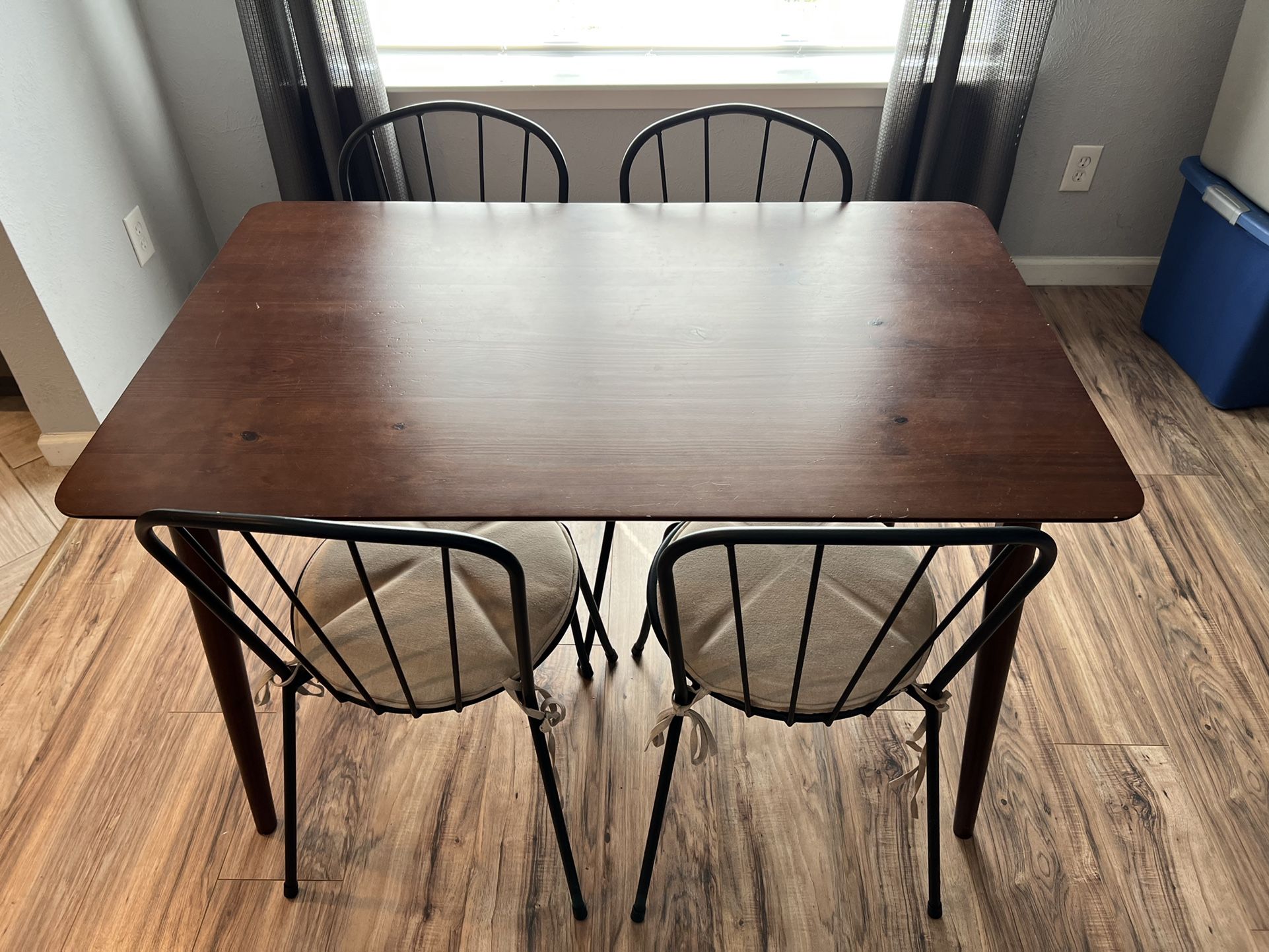 Brown Dining Table Set With Chairs