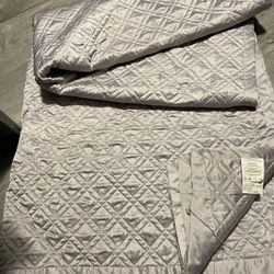 Cal king silver blanket 106x92 some fraying 