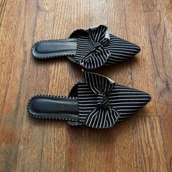 Rui Size 39 Black and White Striped Women’s Mule Shoes