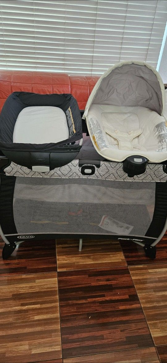 Baby Play Pen