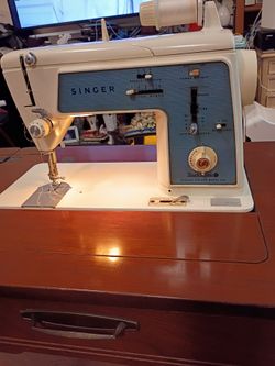 Vintage Singer sewing machine! Marietta