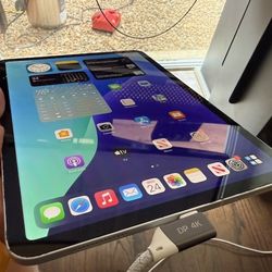 iPad Pro 1st Gen 256GB WiFi + Cellular A2013