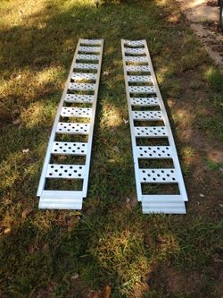 Aluminum Ramps Like New 