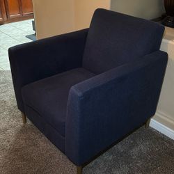 Comfortable Modern Blue Armchair - Super Clean