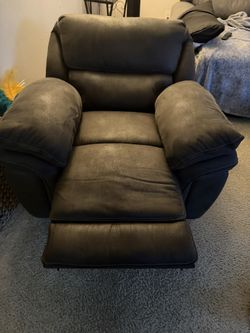 Recliner Chair