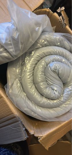 Queen size 4 inch memory foam maxyoyo with duvet cover