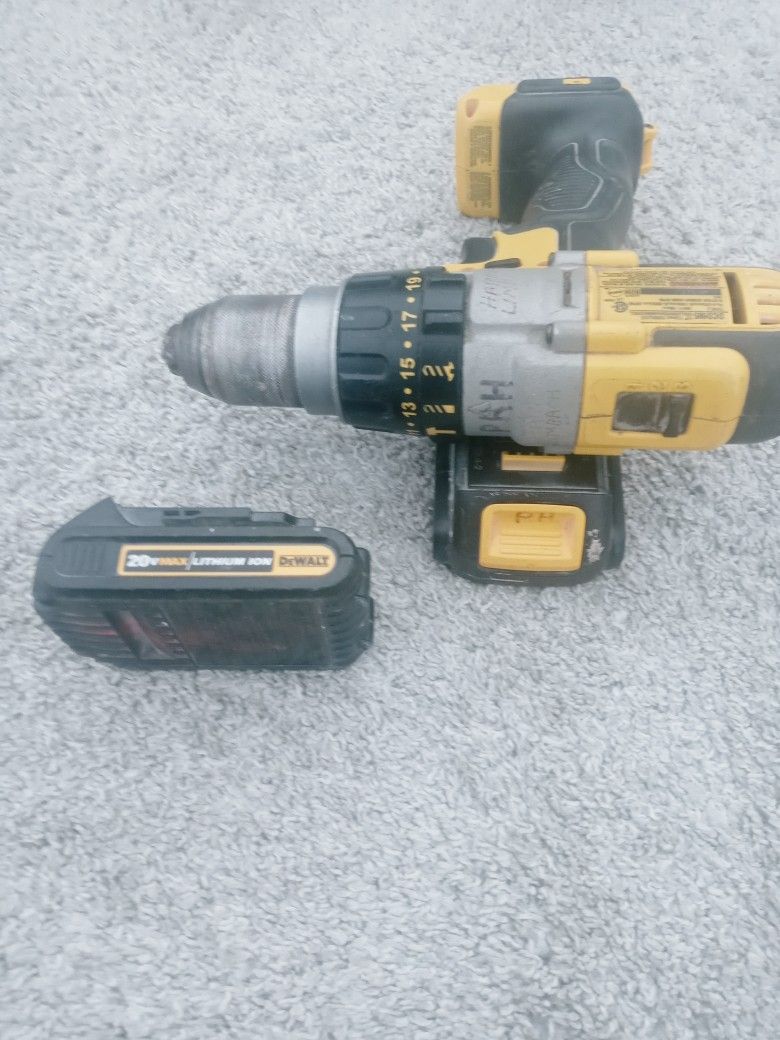 Dewalt Hammer Drill W/ 2 20v Batteries