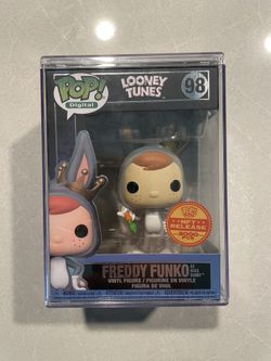 Freddy Funko as Bugs Bunny Funko Pop *MINT* Exclusive NFT LE3000 Looney Tunes 98 hard Stack Case protector Animation