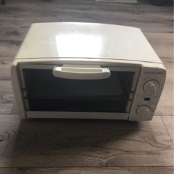 Small Toaster oven