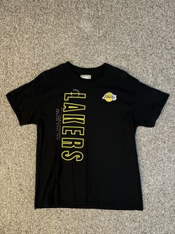 Lakers Black T-Shirt - Size Large