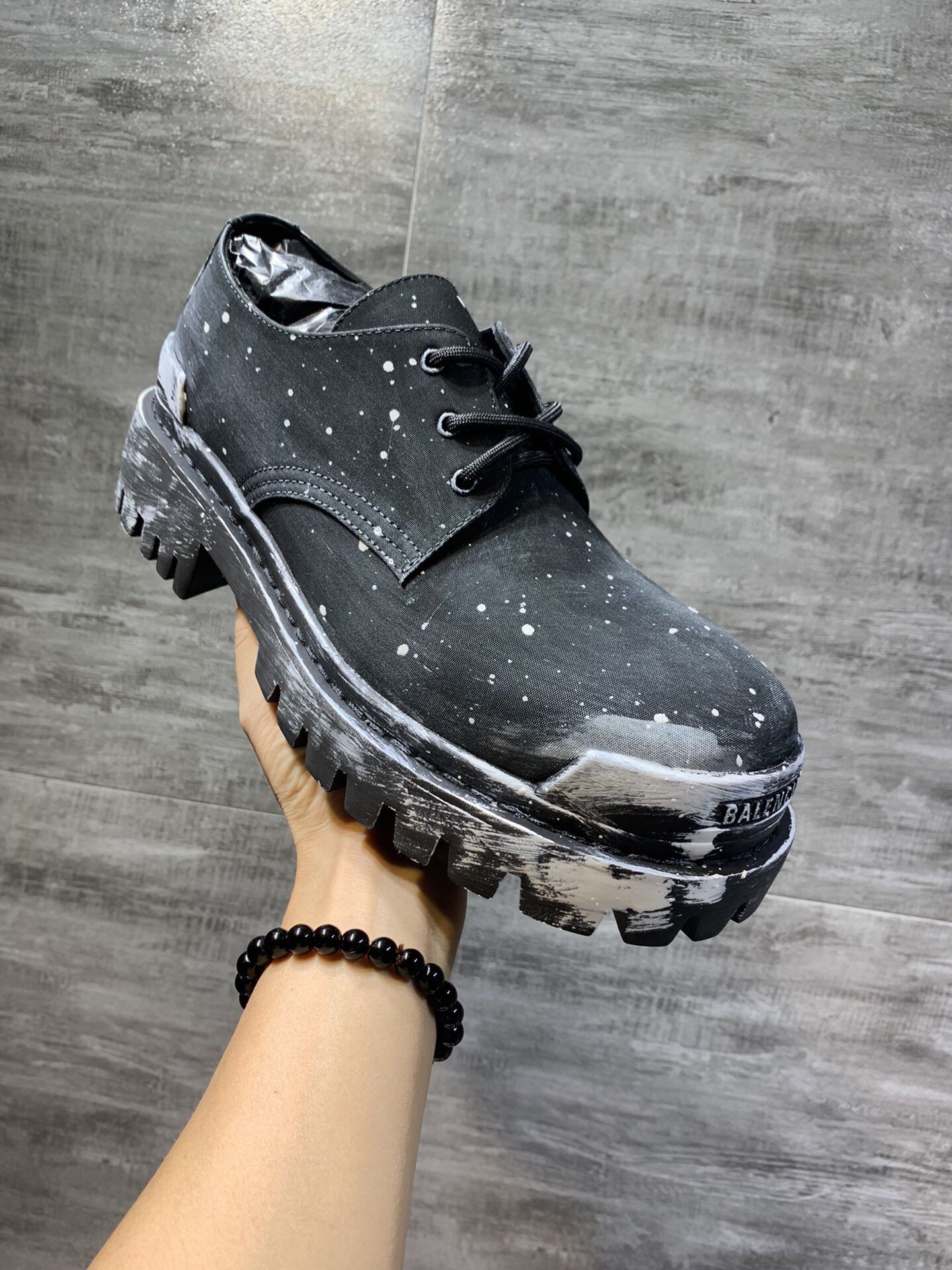 Balenciaga Men’s Leather Shoes With Box New