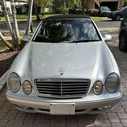 Mercedes-Benz 2002 CLK 320 Convertible