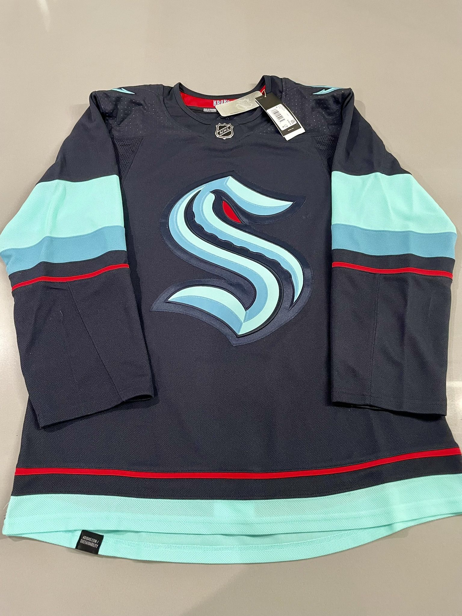 NEW! Adidas NHL Seattle Kraken Authentic Hockey Jersey Mens 50 Navy GT5622 $180 Brand new 100% authentic! Check out photos for further details and f