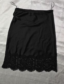 Black Lace Hem Slip Skirt - Women Intimates
