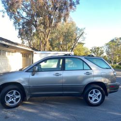 Lexus Rx300