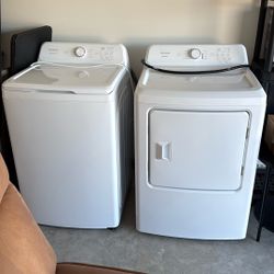 Washer/Dryer Frigidaire BRAND NEW
