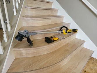 Dewalt 20V MAX 14 in. Brushless Cordless Battery Powered Foldable String Trimmer Kit with (1) 2 Ah Battery & Charger