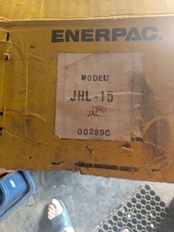 Enerpac JHL15 hydraulic jack
