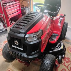 Troy Bilt Horse Mower,20 HP,42 inch  cut 