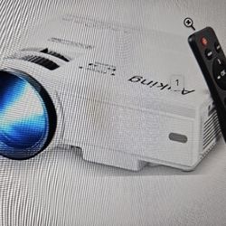 AuKing Projector