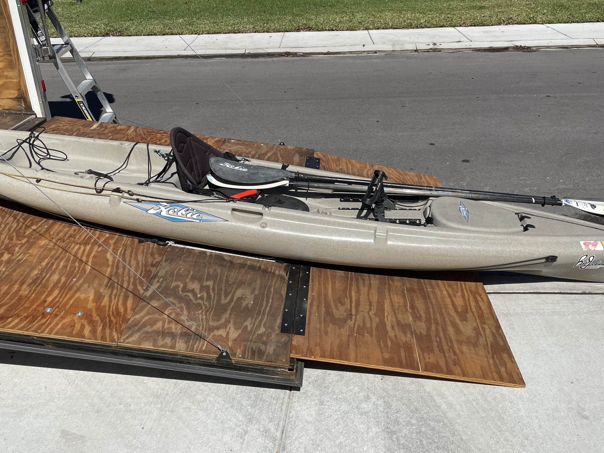 Hobie Quest 13’ Fisherman Kayak for Sale in Oldsmar, FL OfferUp