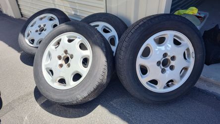 16" set Acura OEM rims 5x120 215/60R16 Used tires are shot