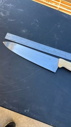 10 Chef’s knife 