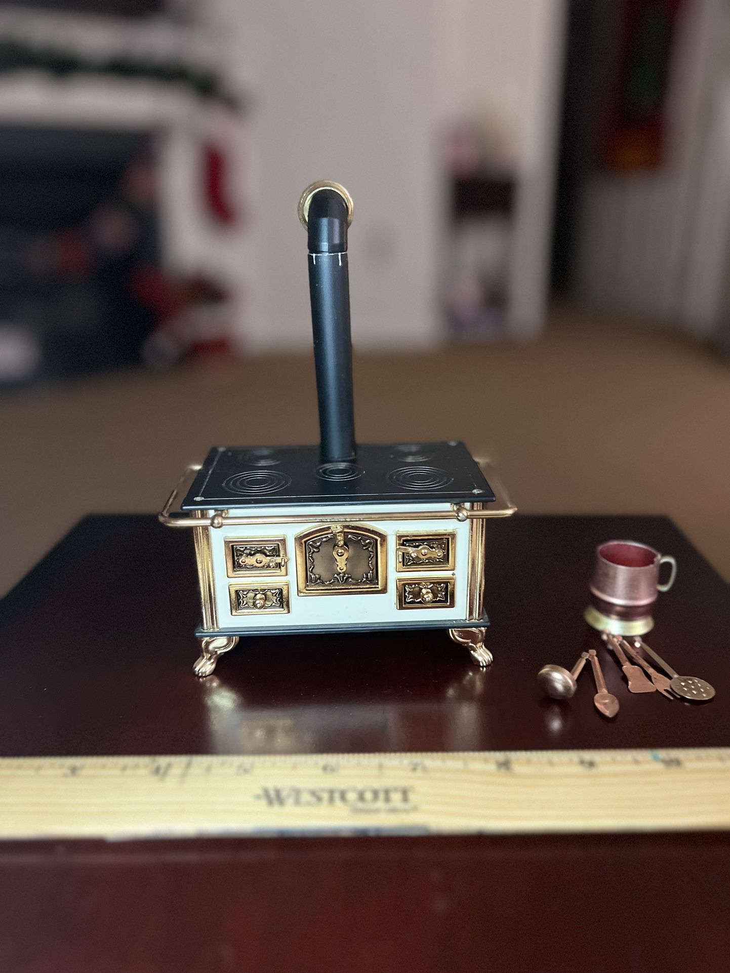 Dollhouse Bodo Hennig Stovepipe Oven