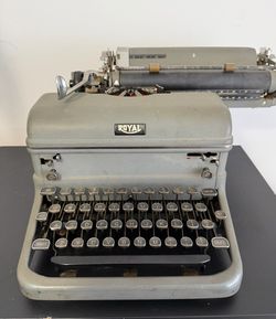 Royal typewriter Vintage 1940s- 1950s possibly military