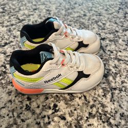 Reebok Toddler Shoes 6C